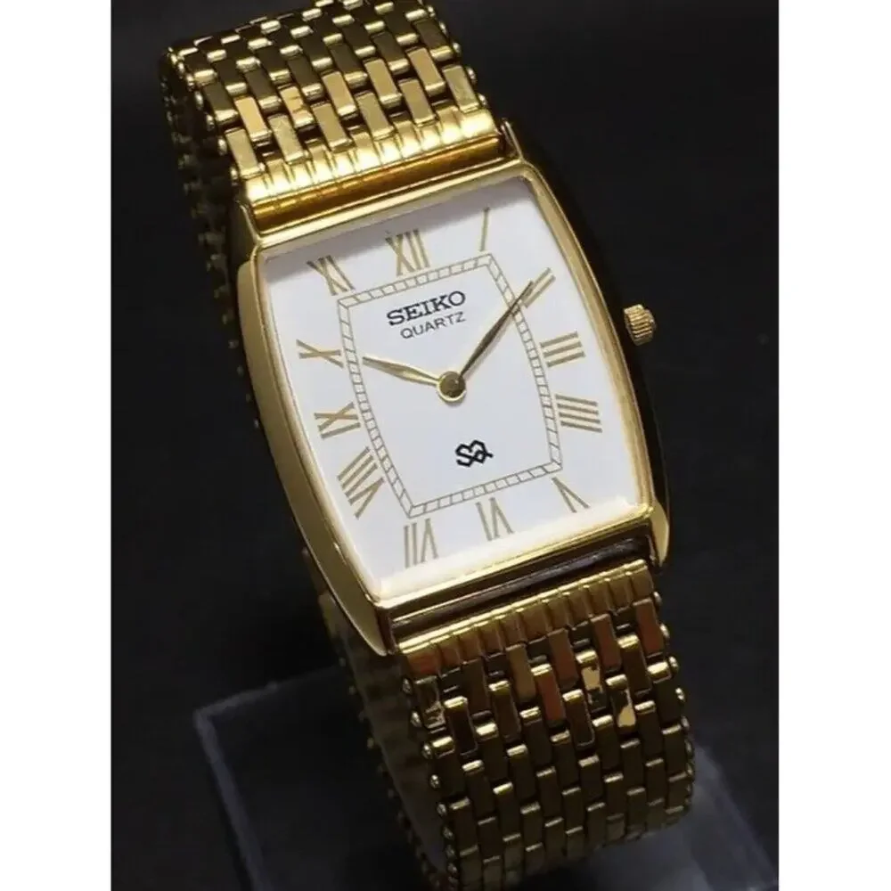 Vintage Style Seiko Quartz Mens Gold Watch & White accents W/ Metal Strap
